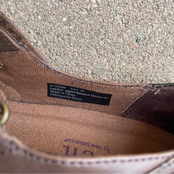 ARAVON Women’s Dolly Mary Jane Flat Brown Leather Size 8 - Picture 9 of 15